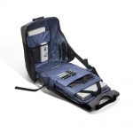 Mochila-de-Poliester-Anti-Furto-USB-com-Segredo-9646d6-1622834544