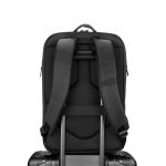 Mochila-de-Poliester-USB-25-Litros-15978d4-1677699350