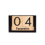 Calendario-Madeira-com-Alca-Metal-23068d1-1745847930